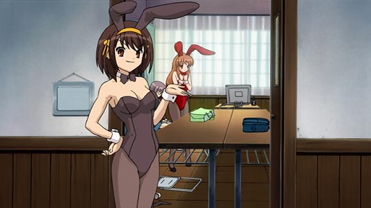 Suzumiya Haruhi 涼宮ハルヒ, Asahina Mikuru 朝比奈みくる, example of "bunny girl" cosplay, banii-gaaru バニーガール.