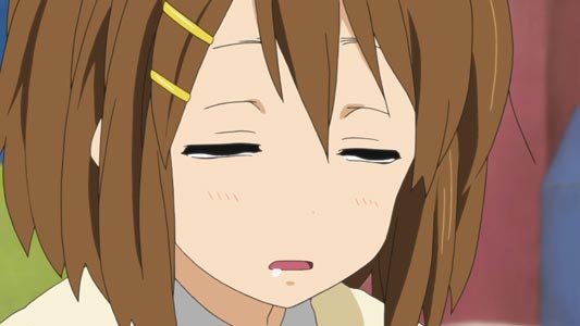 Hirasawa Yui 平沢唯, example of character drooling, yodare ヨダレ.